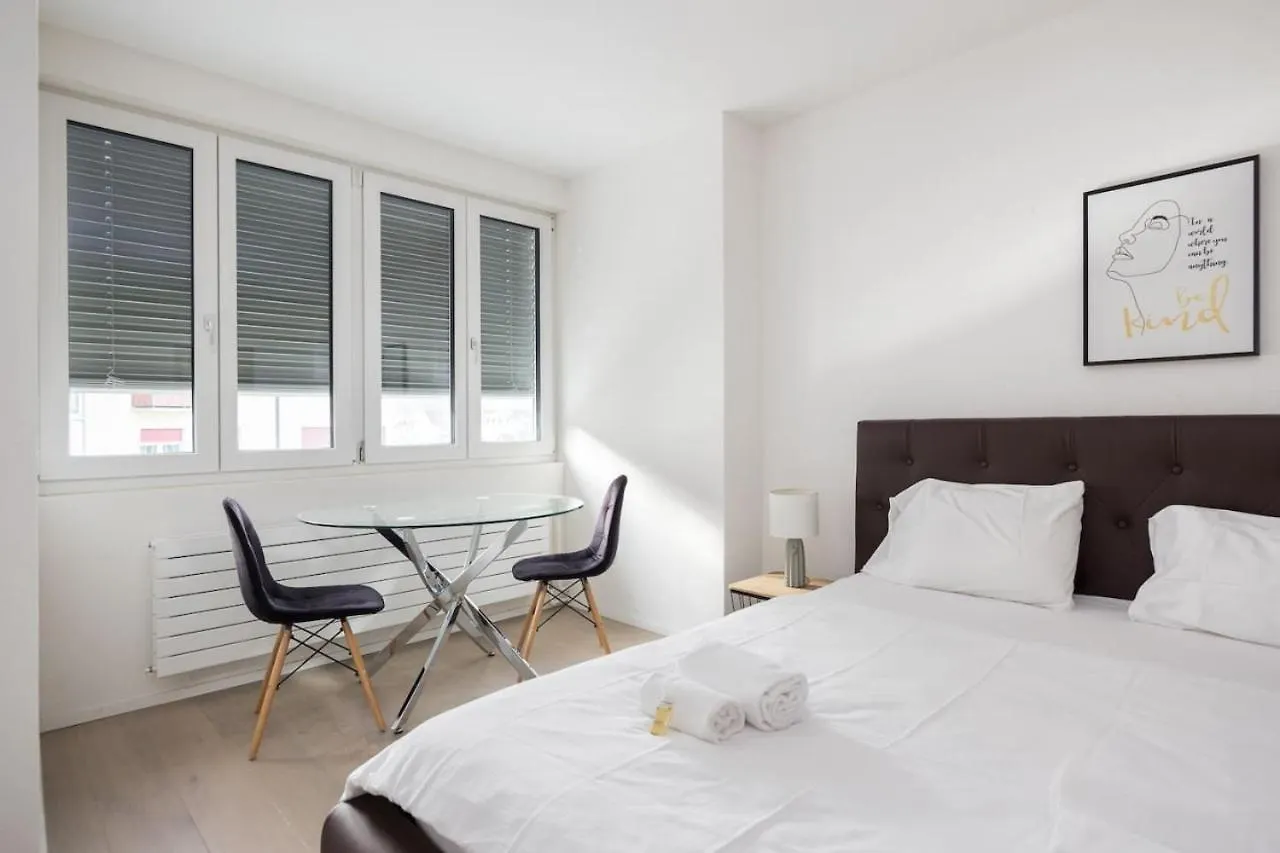 Grand Terrace Suite Elite 4,5Br Ba52 Zurich